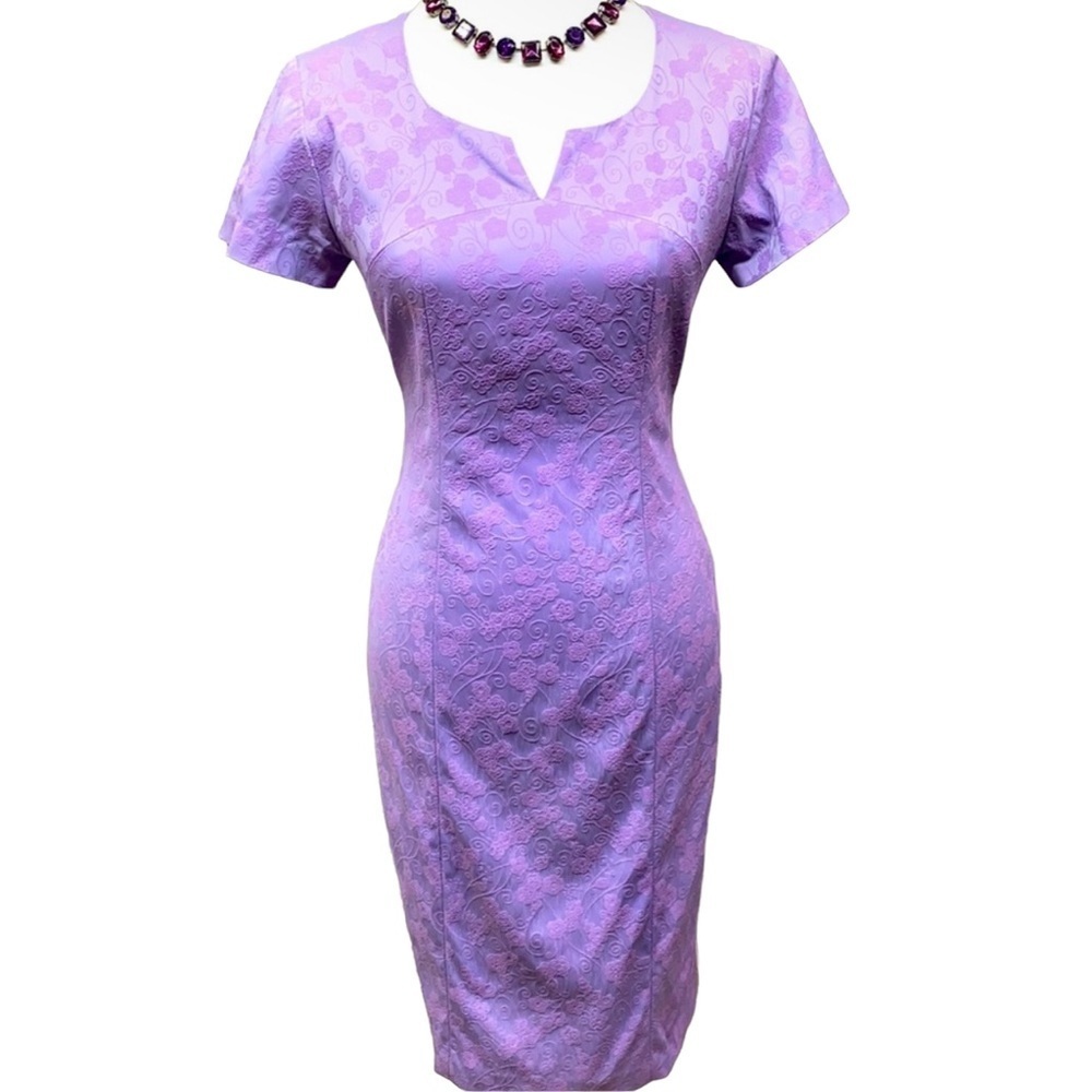 Harolds Fitted Silhouette Tone On Tone Textured Floral Dress